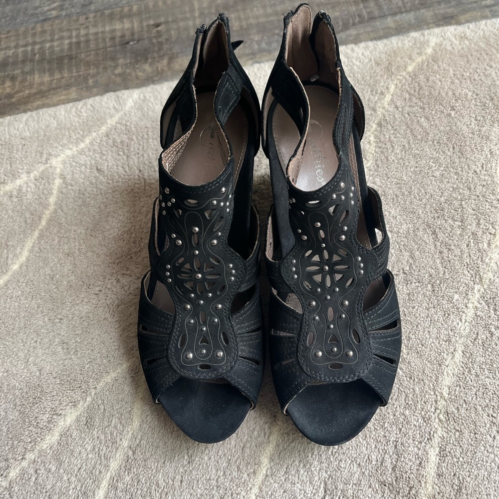 Earthies Black Open-toe Wedge sandal